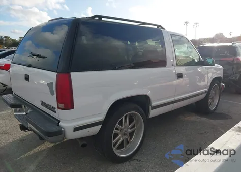 1997 Chevrolet Tahoe z USA, uszkodzony, nr VIN 3GNEC18R7VG102055
